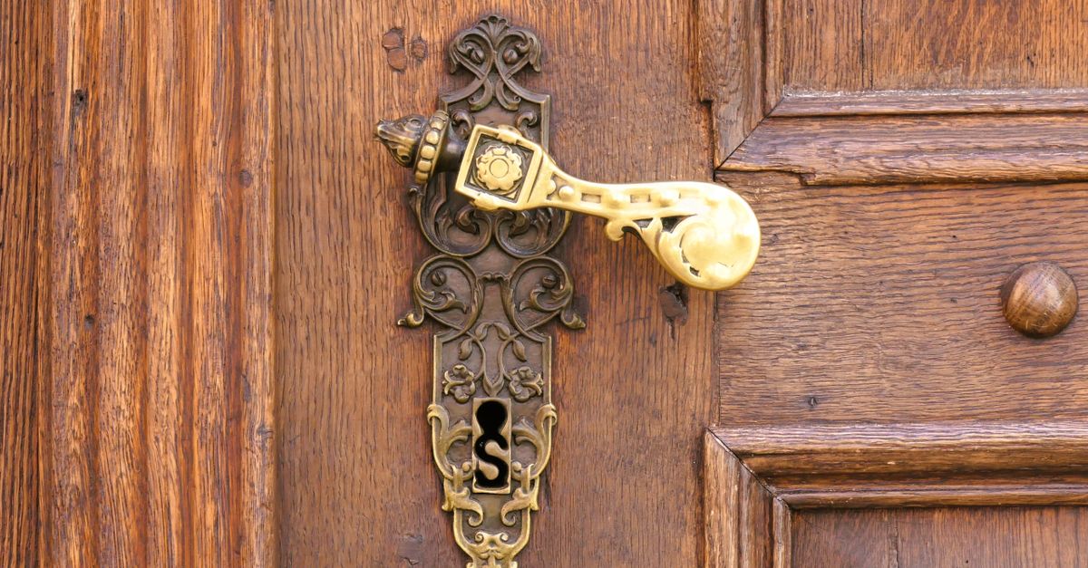 door security hardware — Yonkers New York Locksmith