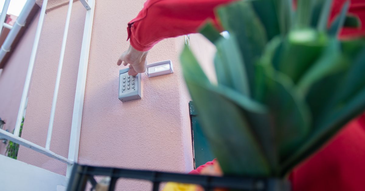 front door lock key — Yonkers New York Locksmith