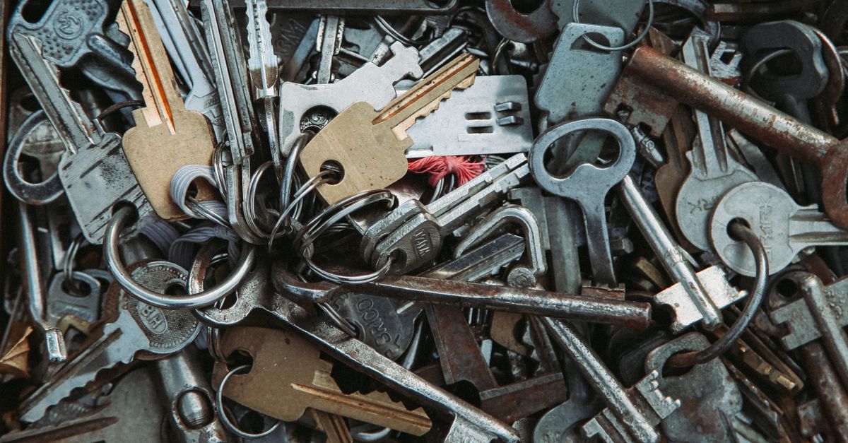 door security hardware — Yonkers New York Locksmith